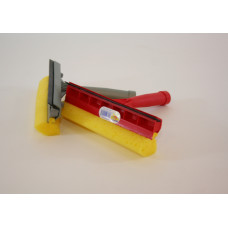 Cavallo Logu tīrāmais ar sūkli un gumiju (24)